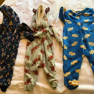 Onesies size 6M 6-9months footies warm holiday